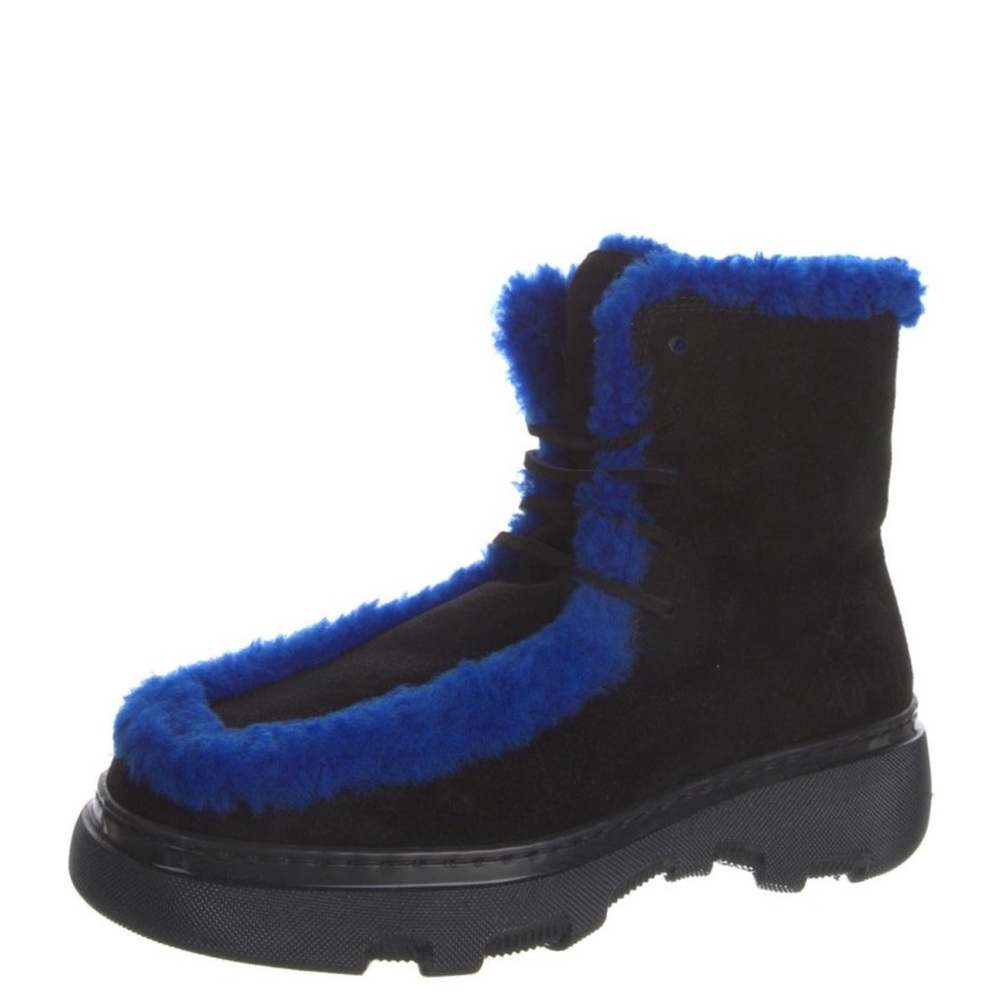 Burberry suede lug boots